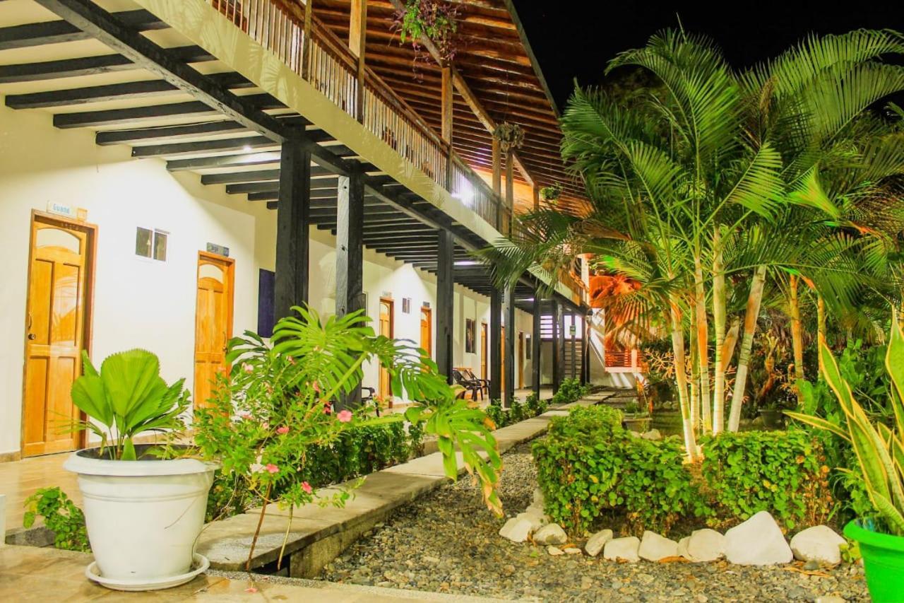 Hotel Mares Capurganá エクステリア 写真